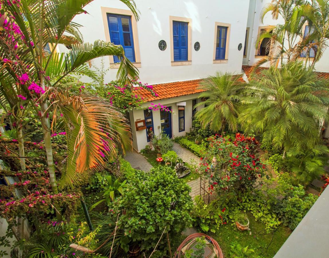 Palace De 3*